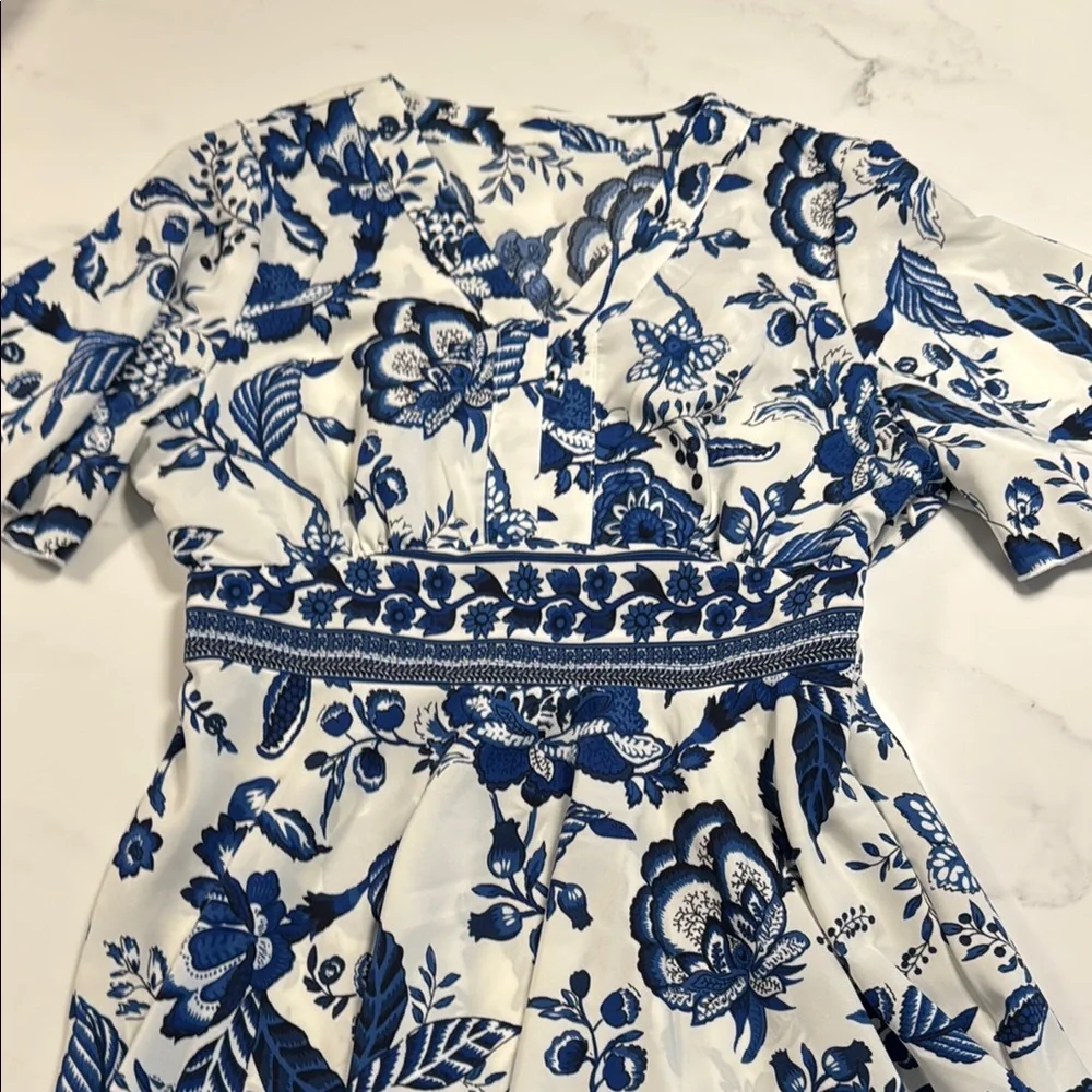 Floral Blue and White Dress - Picture 6 of 9